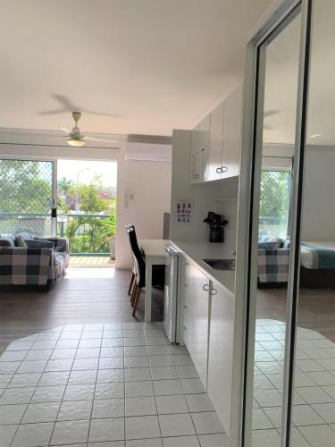 Broadwater Keys Holiday Apartments in Labrador