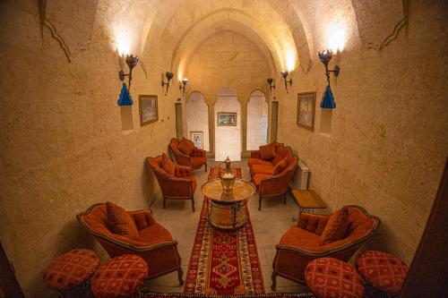 Pietra Cave Suites