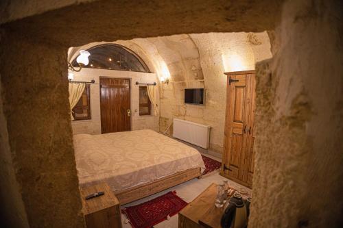 Pietra Cave Suites