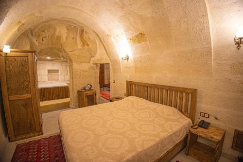 Pietra Cave Suites