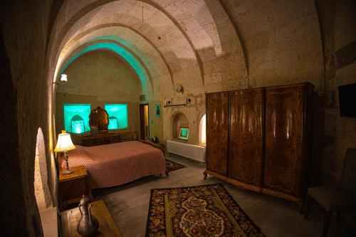 Pietra Cave Suites