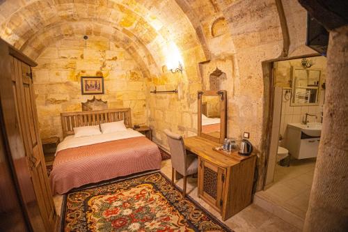 Pietra Cave Suites