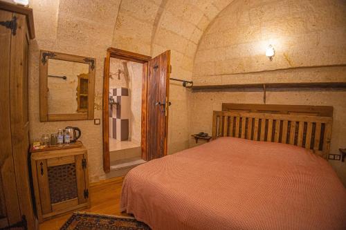 Pietra Cave Suites