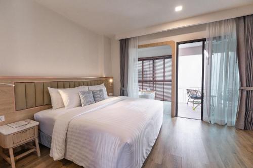 1 queen bed
