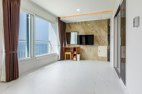 Aewol Oceanstay Room Type - Suite with Sea View