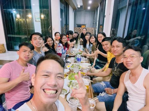 Villa (300 m²), 5 Schlafzimmer und 5 eigene Badezimmer in Perfume River (HAPPY Villa Huế ) in Hue