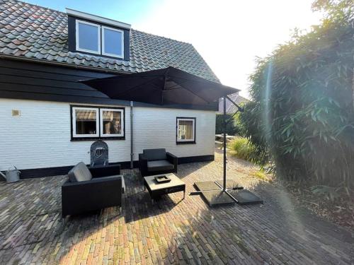 Bergense Duyn by Droomvilla in Geest