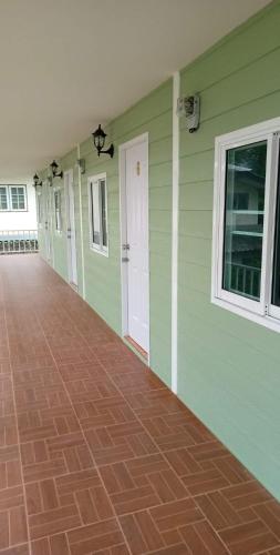 Erkély/terasz, บ้านวิรา ห้องพัก Baan Wira in Nong Phai