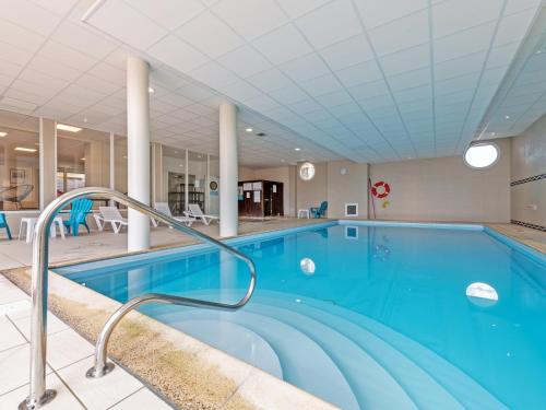 Úszómedence, Vacanceole - Le Domaine de Bertheaume in Saint-Renan