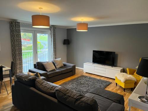 Flat Three, 212 Eaglesham Road, East Kilbride, Glasgow - Apartment - East Kilbride