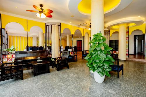 Sea and Sand Hotel, Хойан (фото 11)