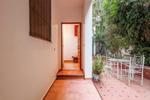 Apartment image 10