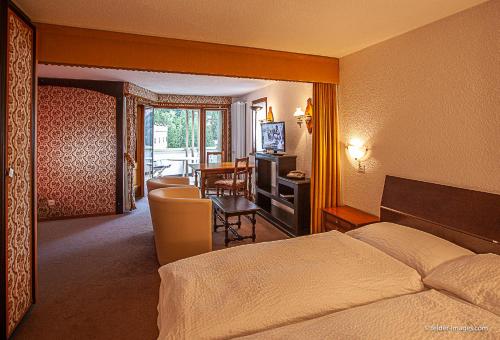 room detail thumbnail 0