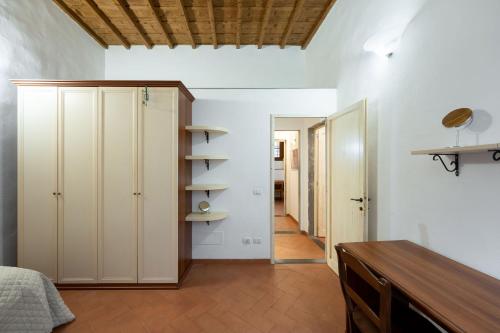 Acqua Apartment - image 6