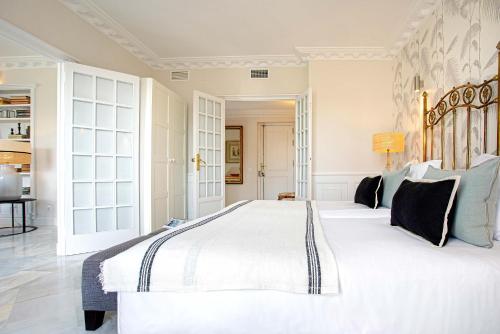 Superior Apartment image 10