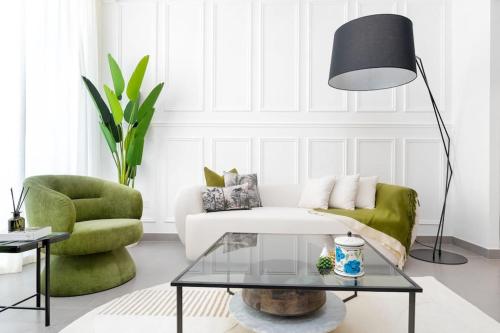 ON OFF HH- CREEK HARBOUR-Lavish Parisian 2 BR, Dubaï (photo 10)