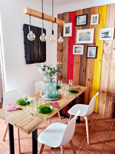 La Casa Junto al Sendero del Río & Chimenea y leña incluida