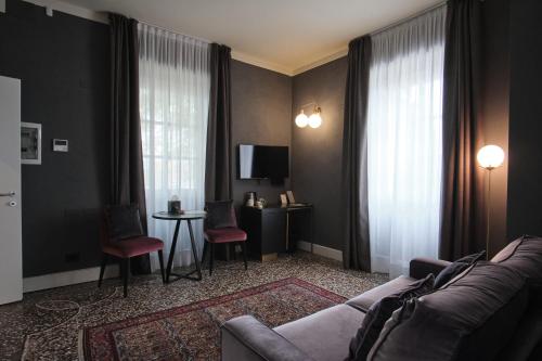 Capriccio Art Hotel Room Type - Family Junior Suite