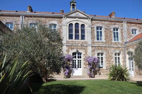 La Maison D'Olivier - Chambre d'hôtes - Mesnard-la-Barotière