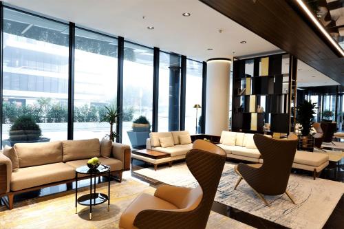 Grand Plaza Hotel & Congress Center in Любляна