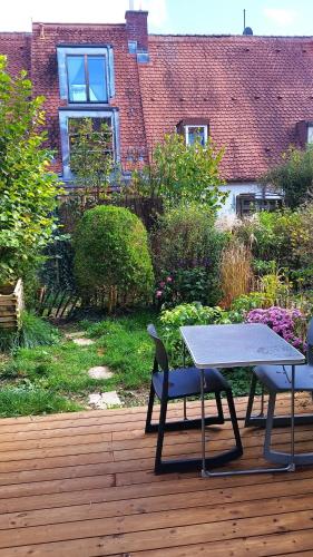 Atelier & Gardenhouse Glamping, Munich (photo 10)