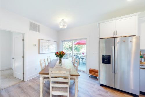 Pasadena Retreat in Glen Burnie