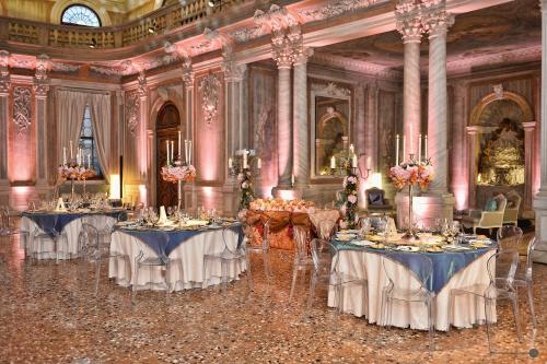 Hotel Monaco & Grand Canal near Correr Múzeum