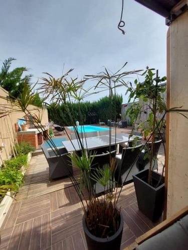Belle villa contemporaine in 拉泰斯特德比克