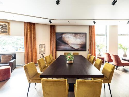 Pub/Lounge, Falkensteiner Hotel Bratislava in Bratislava