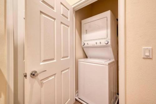 The Perfect Retreat for a Disney Vacation! - image 14