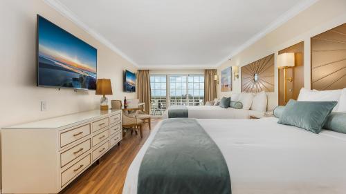 La Mer Beachfront Resort - image 11