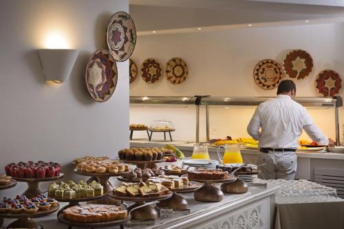 Hotel Abi d'Oru - image 12