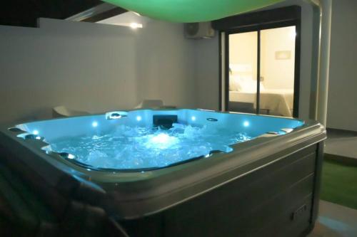 Lodge Palmeraie & son Jacuzzi exclusif - Location saisonnière - Matoury