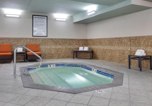 Holiday Inn Express Hotel & Suites Scottsbluff-Gering