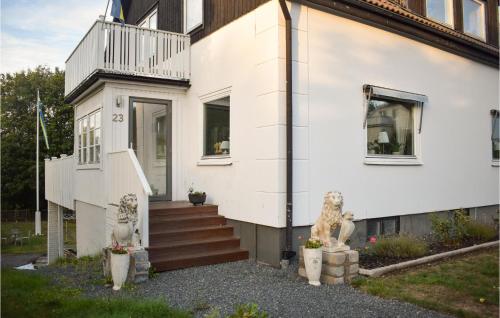 Nice home in Kalmar with WiFi and 4 Bedrooms