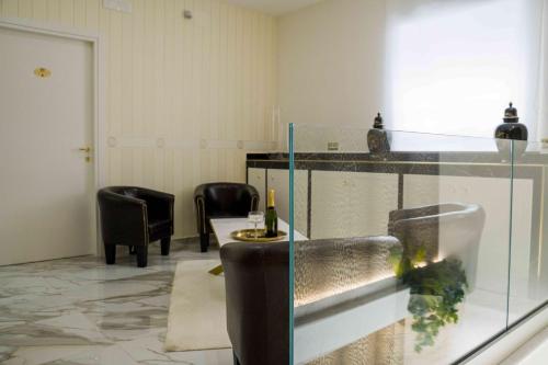 Bar/lounge, EF Luxury Living in Paolisi