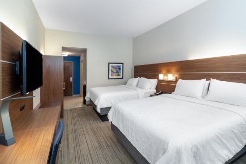 Holiday Inn Express Hotel & Suites Talladega by IHG in Talladega, USA