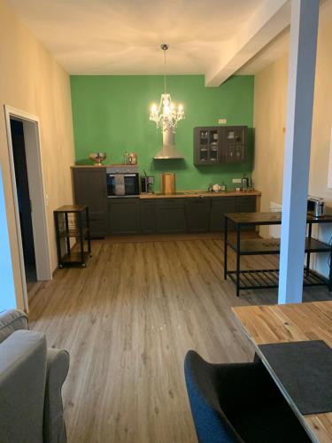 virtuve, Ferienwohnung 2 am Herrenhaus Ahrensbök (Ferienwohnung 2 am Herrenhaus Ahrensbok) in Ahrensbök