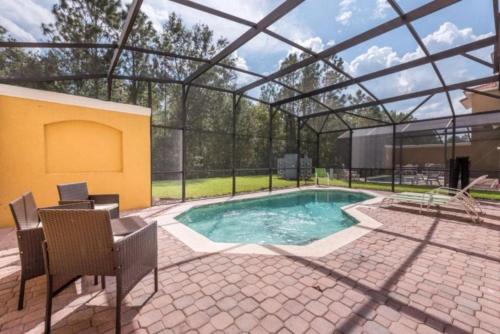 Home With Private Pool & Activities Near Disney! - image 6
