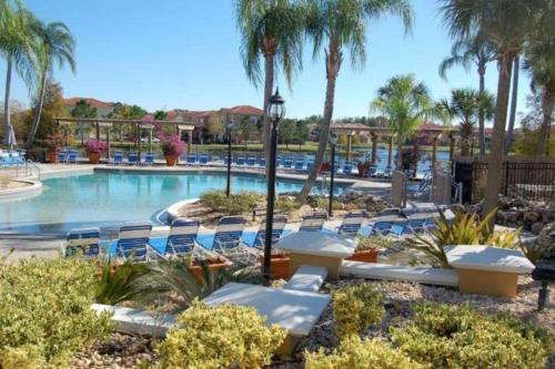 Home With Private Pool & Activities Near Disney! - image 8