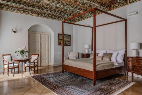 Hotel Nerudova 211 - image 12