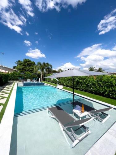 House Of Art - Luxury Villa with Pool & Jacuzzi!