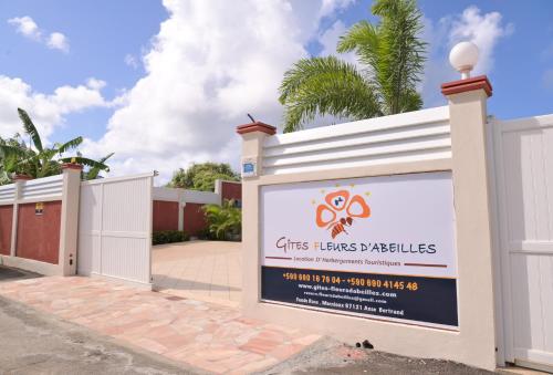 Gites Fleurs d'abeilles Gites Fleurs d'abeilles
