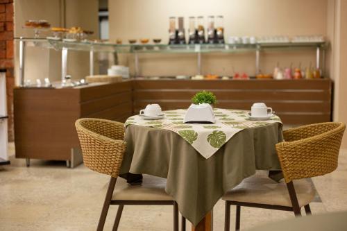 Ételek és italok, Nuevo Hotel in Rivera