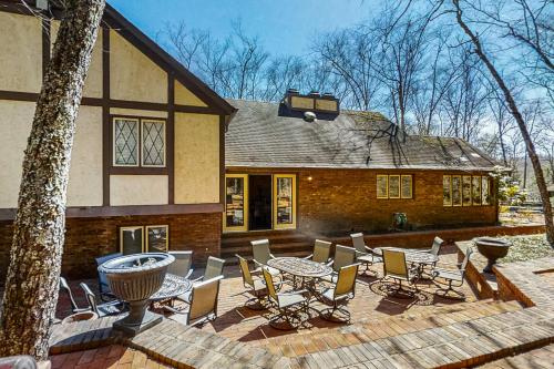 Smoky Mountain Manor in Sevierville, USA