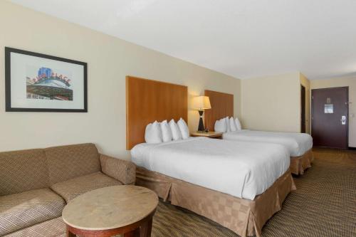 Best Western Plus Park Place Inn & Suites