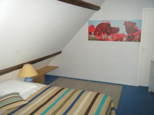 1 queen bed, 1 sofa bed