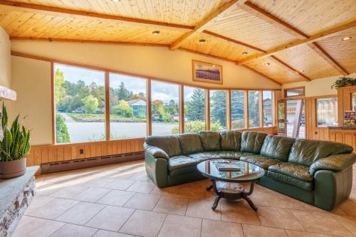 Előcsarnok, The Devlin in Lake Placid városközpont