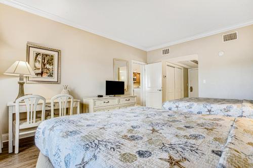 255-56 Sandcastles in Fernandina Beach, USA
