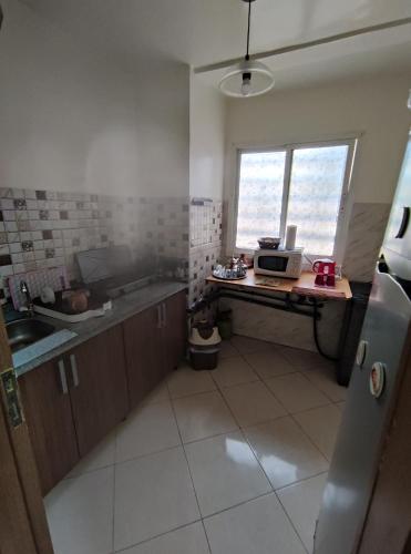 Spacious 2BR Ground-Floor Apartment Parking & Free Wi-Fi, Casablanca (Foto 3)